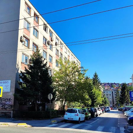 Apartman Relax - Free Public Parking Sarajevo Luaran gambar