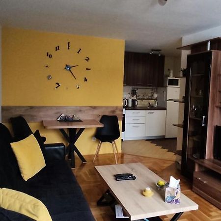 Apartman Relax - Free Public Parking Sarajevo Luaran gambar
