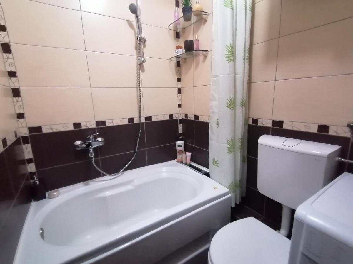 Apartman Relax - Free Public Parking Sarajevo Luaran gambar